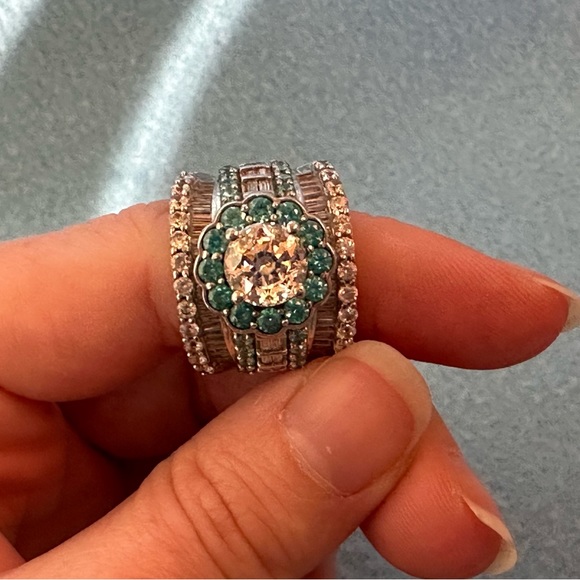 Silver Cocktail Ring Engagement Ring Round CZ Center with Halo, White & Blue CZ - Picture 7 of 16